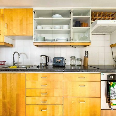 Altido Ultra Stylish Calton Road Apt W/ Parking Apartment เอดินบะระ ภายนอก รูปภาพ